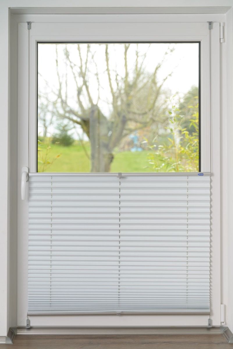 Klemmfix-Plissee Weiß/Silberne Rückseite,Verdunklung, ohne Bohren,verspannt | Dachfensterplissees